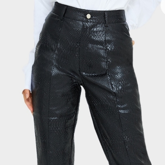 Petite PREMIUM Black Faux Leather Croc Split Hem Skinny Pants size 4 - Picture 3 of 9